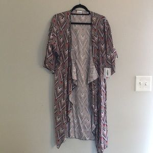LuLaRoe Medium Shirley